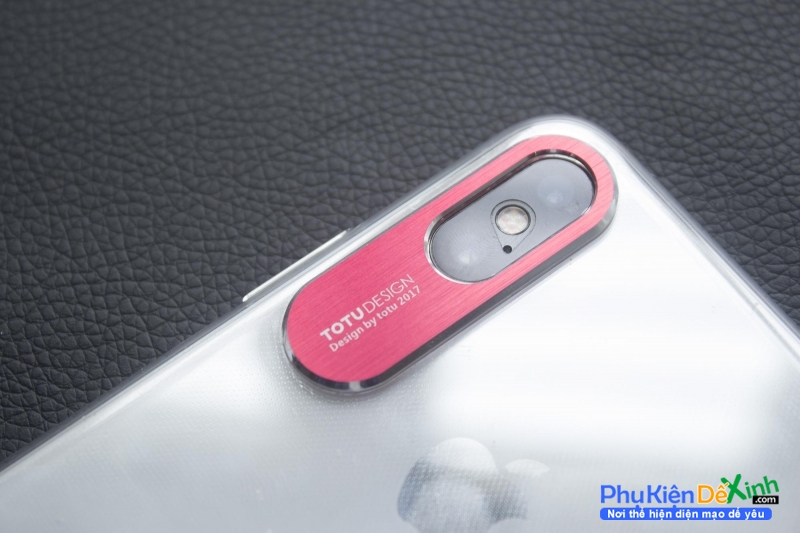Ốp Lưng iPhone X Cứng Trong Suốt Bảo Vệ Camera Hiệu ToTu được tráng phủ lớp nano chống ố vàng và hạn chế xước rất hiệu quả nên bạn có thể yên tâm sử dụng, khả năng bảo vệ camera rất tốt.